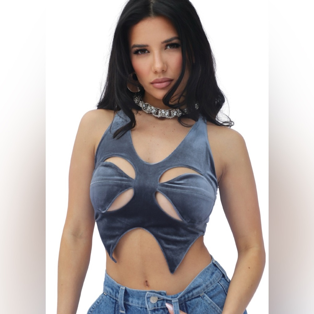 Bust cut out top in grey
